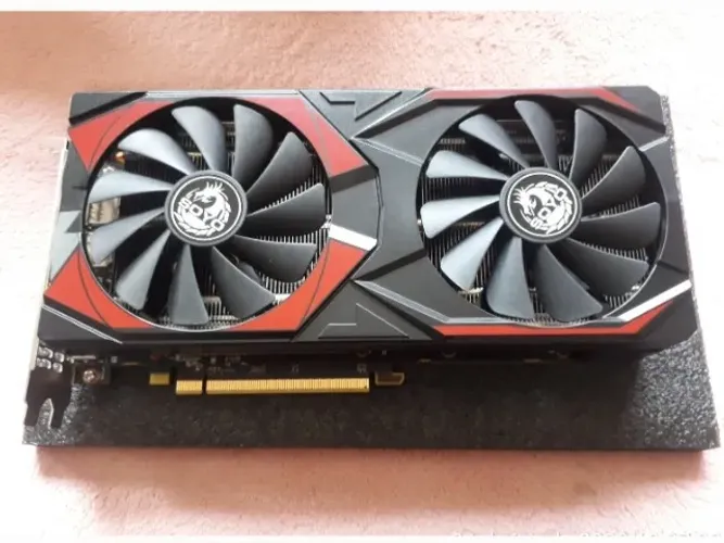 Placa De Vídeo RX 5700 XT 8Gb Gddr6 - 256 Bits e 8 Pinos