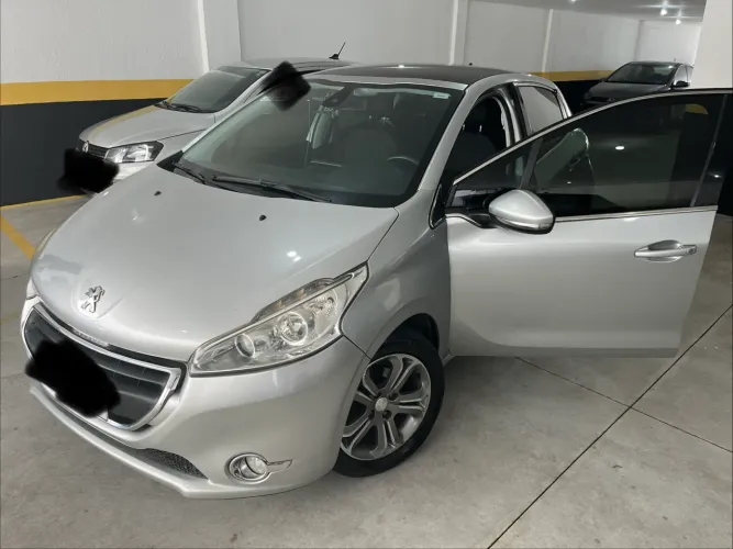 Peugeot 208 Griffe 1.6 Flex 16V 5P Aut. 2014