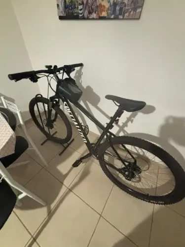 BICICLETA SPECIALIZED ROCKHOPPER