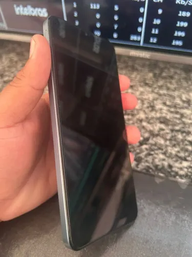 C63 Seminovo na caixa ainda 