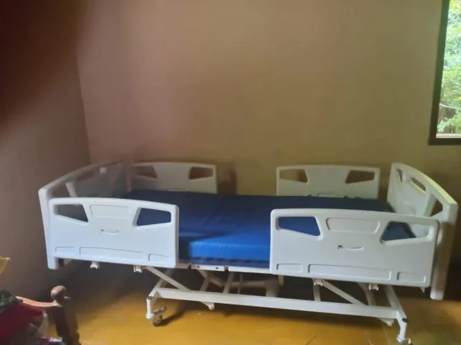 Cama Articulada Elétrica Solteiro com Controle<br>