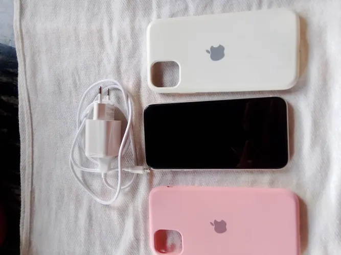 iPhone 11 muito novo