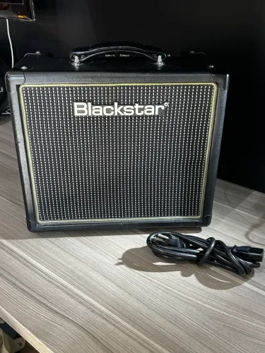 Amplificador Blackstar HT-1 valvulado