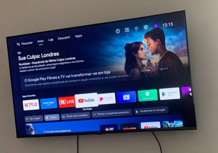 Smart tv 43 polegadas TCL semi nova! Acompanha controle original i pezinhos