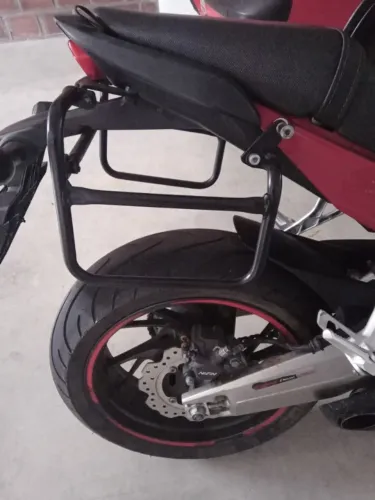 Alforges e afastador pra moto
