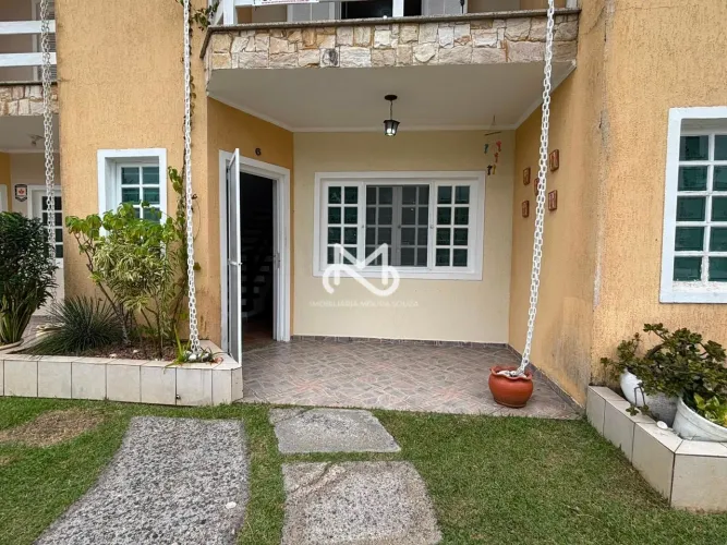 Casa em villagio a 190m da praia no bairro Maitinga em Bertioga/SP