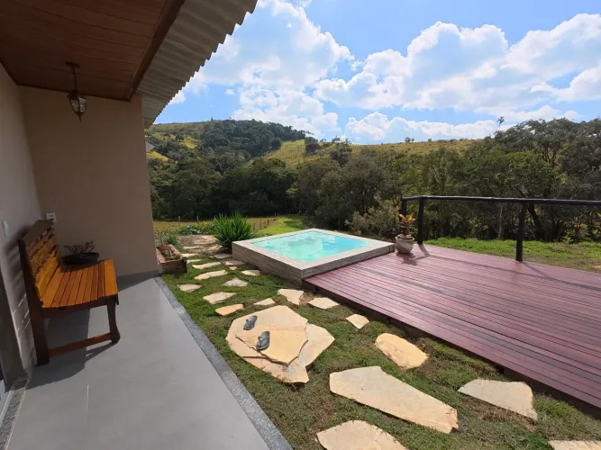 Capitólio MG: morar ou investir? Com 2 casas, você pode os dois!