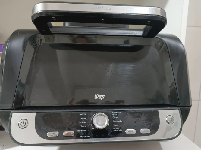 Vendo Air Fryer Wap Barbecue Flame 10L Digital Preta e Cinza. 3 meses de uso.