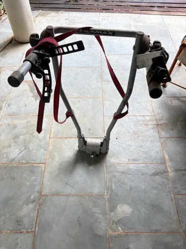 Suporte bicicleta engate 