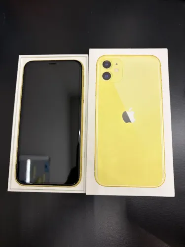 iPhone 11 64GB Amarelo - estado de novo, caixa completa
