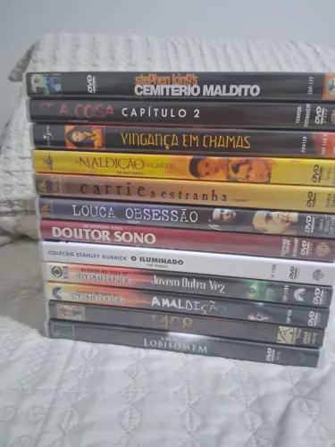 12 dvds de colecionador de Stephen King's em estado de novo.