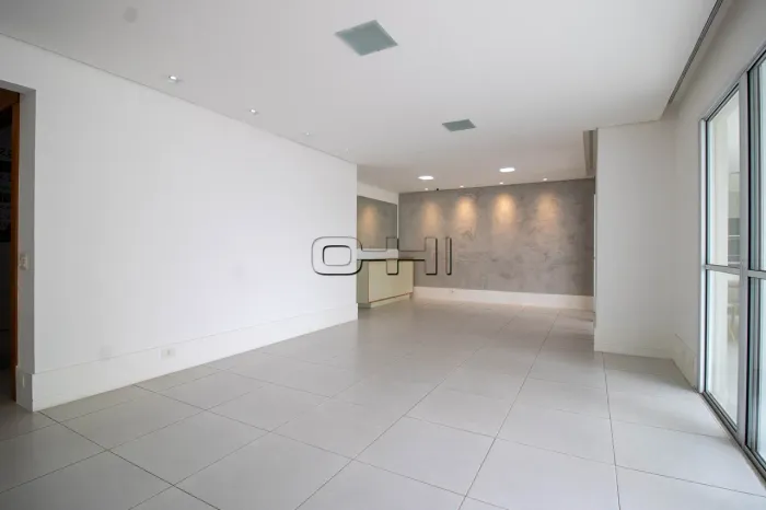 Aluguel Apartamento 3 Dormitórios - 180 m² Vila Romana