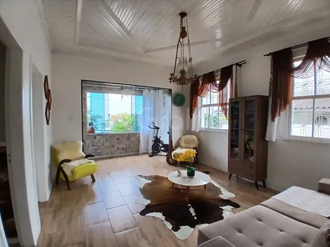 Casa Residencial com 2 quartos e 180m² privativos em José Mendes, Florianópolis