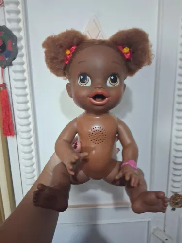 Baby alive negra,funcionando perfeitamente