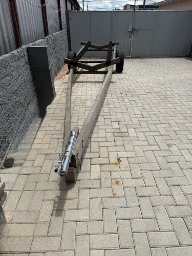 Carretinha de encalhe