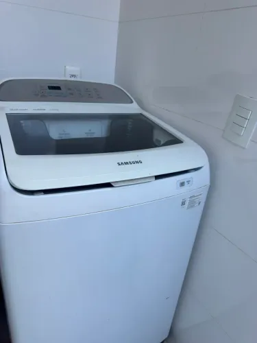 Vendo máquina de lavar Samsung 12 kg 220 V