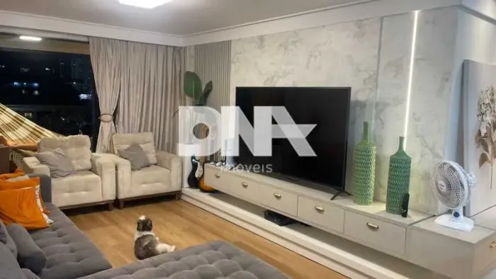 Apartamento : / Residencial / Cabo Branco