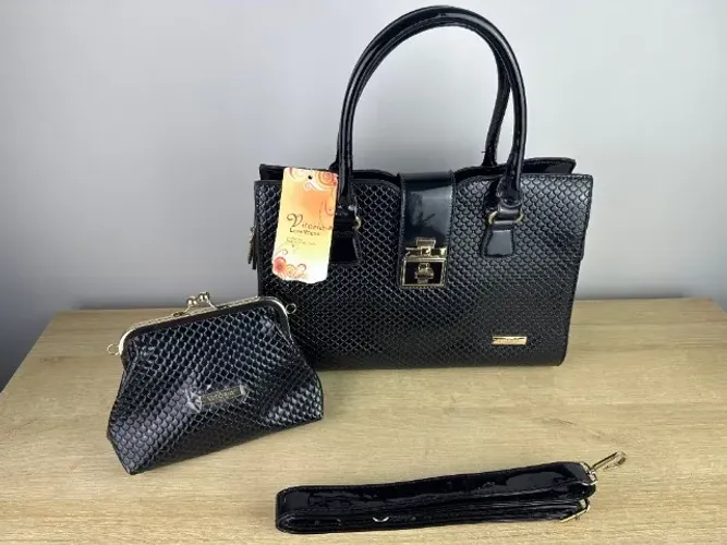 Bolsa Feminina Vitoria Love Vogue Preta Nova com Etiqueta