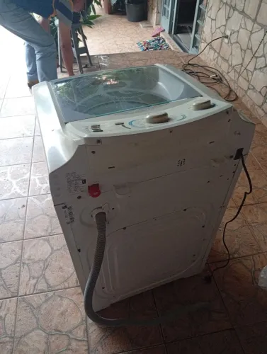 Makina de lavar roupa