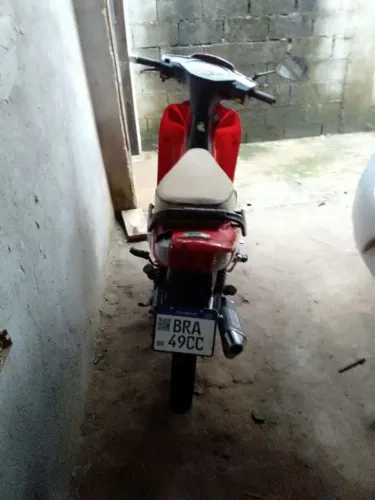 Vendo moto.shineray barato pra sair 