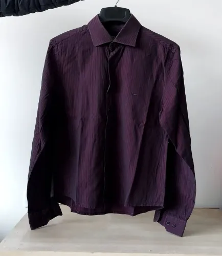 Camisa Social Masculina Base Lap Slim Fit M Bordô/Vinho <br>Descrição