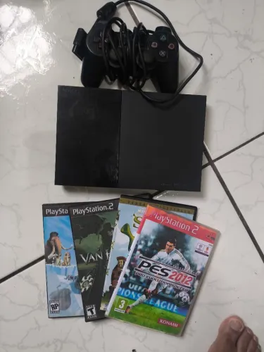 Vendo PS2 completo com leitor funcionando