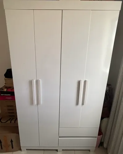 Guarda-roupa solteiro