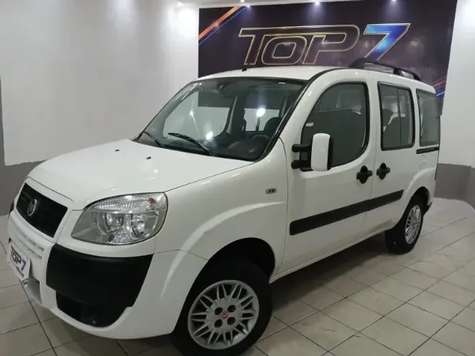 Fiat Doblo Essence 1.8 Flex 16V 5P 2017
