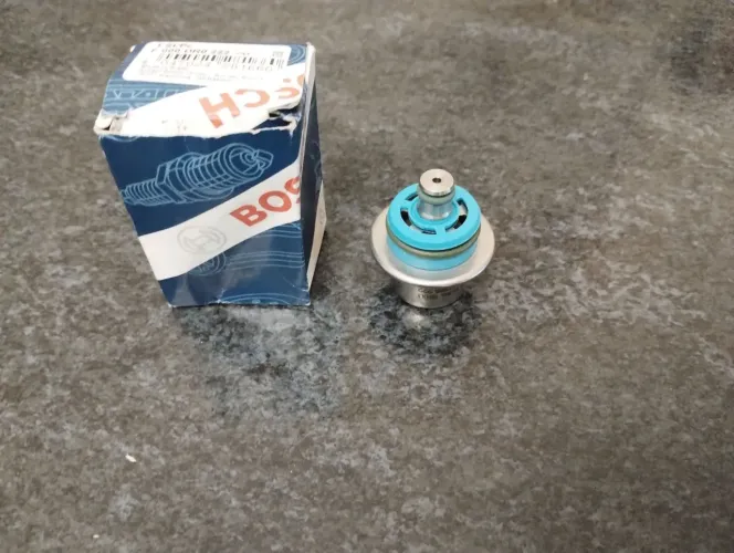 Regulador de Pressão do Combustível ( Bosch ) Motor Fire 1.0 8v.