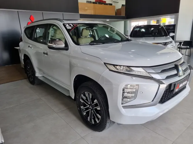 Mitsubishi Pajero Sport HPE 2.4 4X4 Diesel Aut. 2021