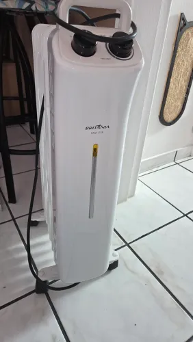 Aquecedor a óleo Britânia 220v