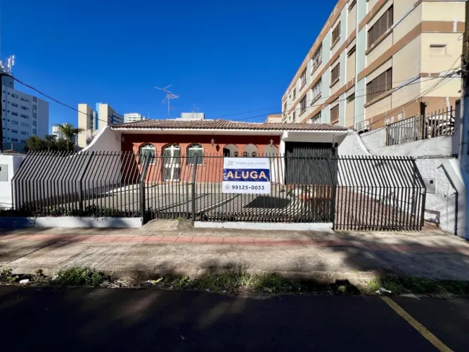 Casa perfeita para residencial ou comercial - Zona 07