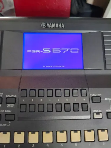 Teclado Yamaha psr s670!!!!