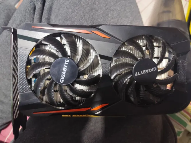 GTX 1050Ti 4Gb gigabyte
