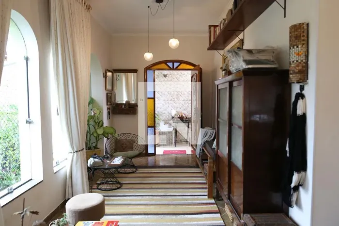 Casa à Venda - Jardim, 3 Quartos, 272 m2