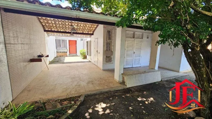Casa com 3 dormitórios à venda, 348 m² por R$ 1.500.000,00 - Pituba - Salvador/BA