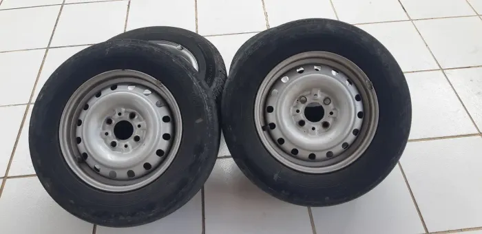 Vende rodas aro 13