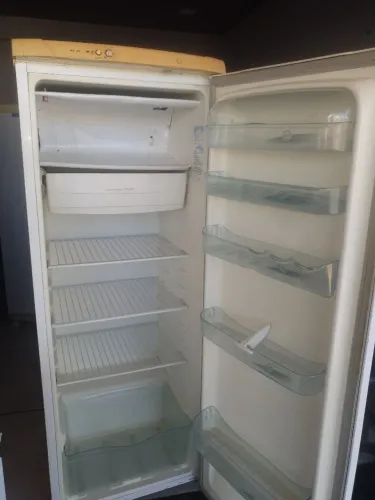 Geladeira $400