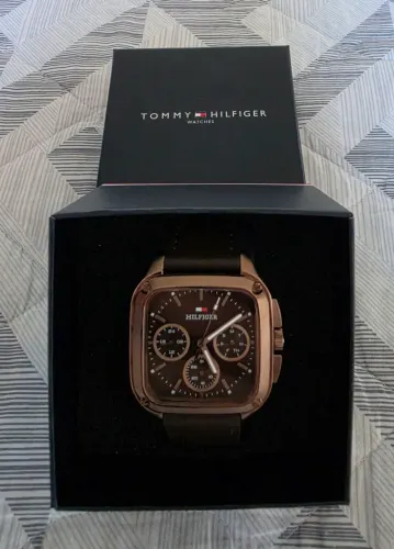 RELÓGIO TOMMY HILFIGER NOVO