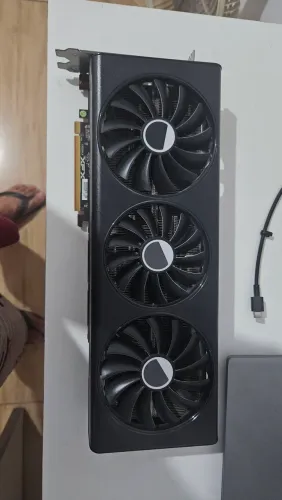 RX 7800XT XFX 16GB VRAM