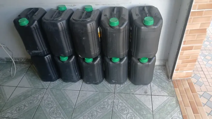 ? V-Max Oil Super Turbo Pro 15W-40 CI-4 - Galão 20 Litros