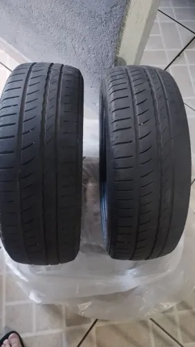 Par de Pneus Pirelli 185/55/16