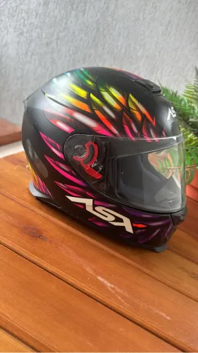 Capacete novo 