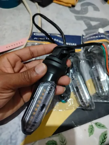 Pisca LED sequêncial