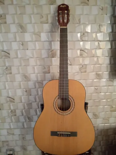 Violão ?