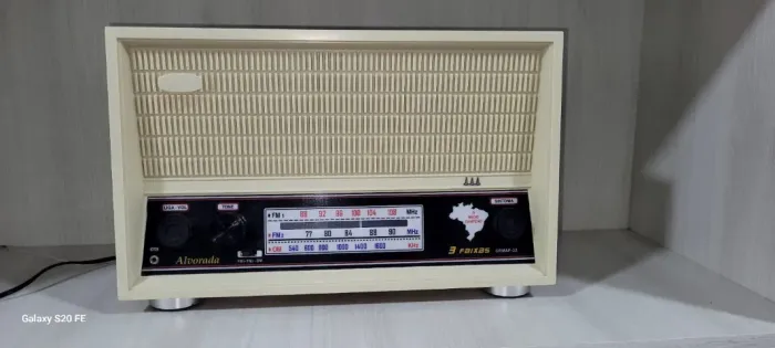 RÁDIO COMPANHEIRO DE MESA ALVORADA 3 FAIXAS