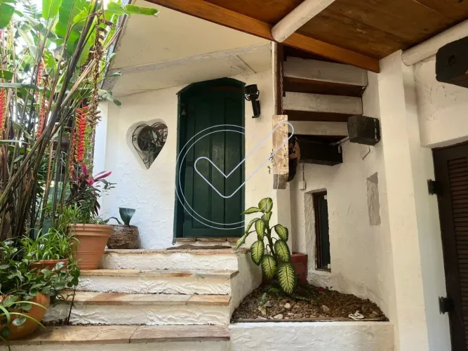 Casa Charmosa para Locação no Residencial 6 - Alphaville
