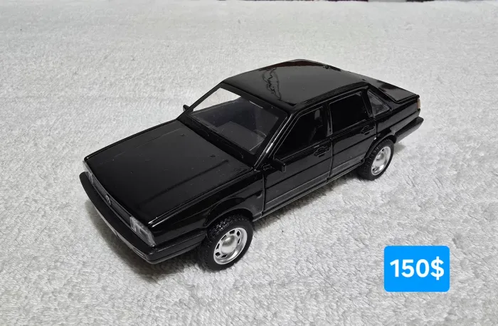 Carrinho miniatura Wolkswagen Santana