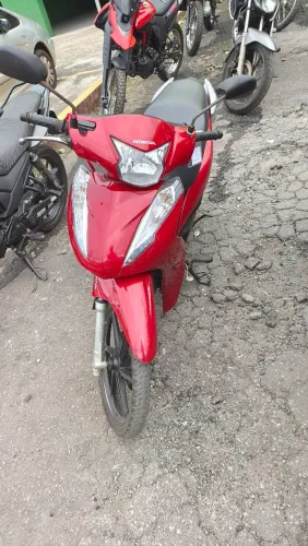 HONDA BIZ 125 VERMELHA 2019 Shalon veículos Cariacica