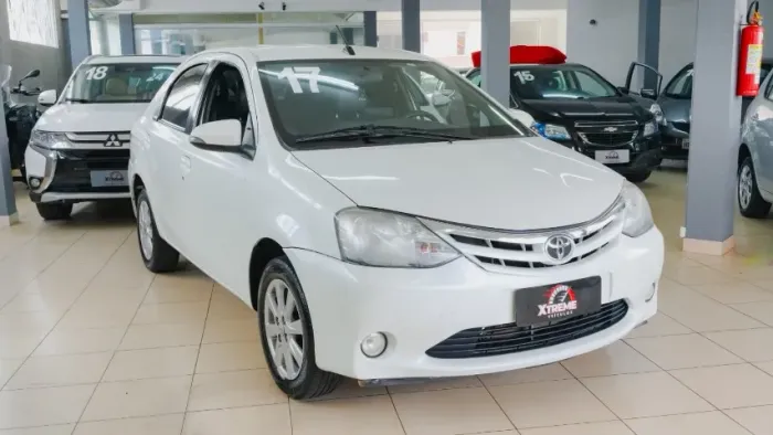 Toyota Etios XLS Sedan 1.5 Flex 16V 4P Aut. 2017
